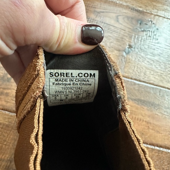 Sorel Boots - Picture 2 of 4